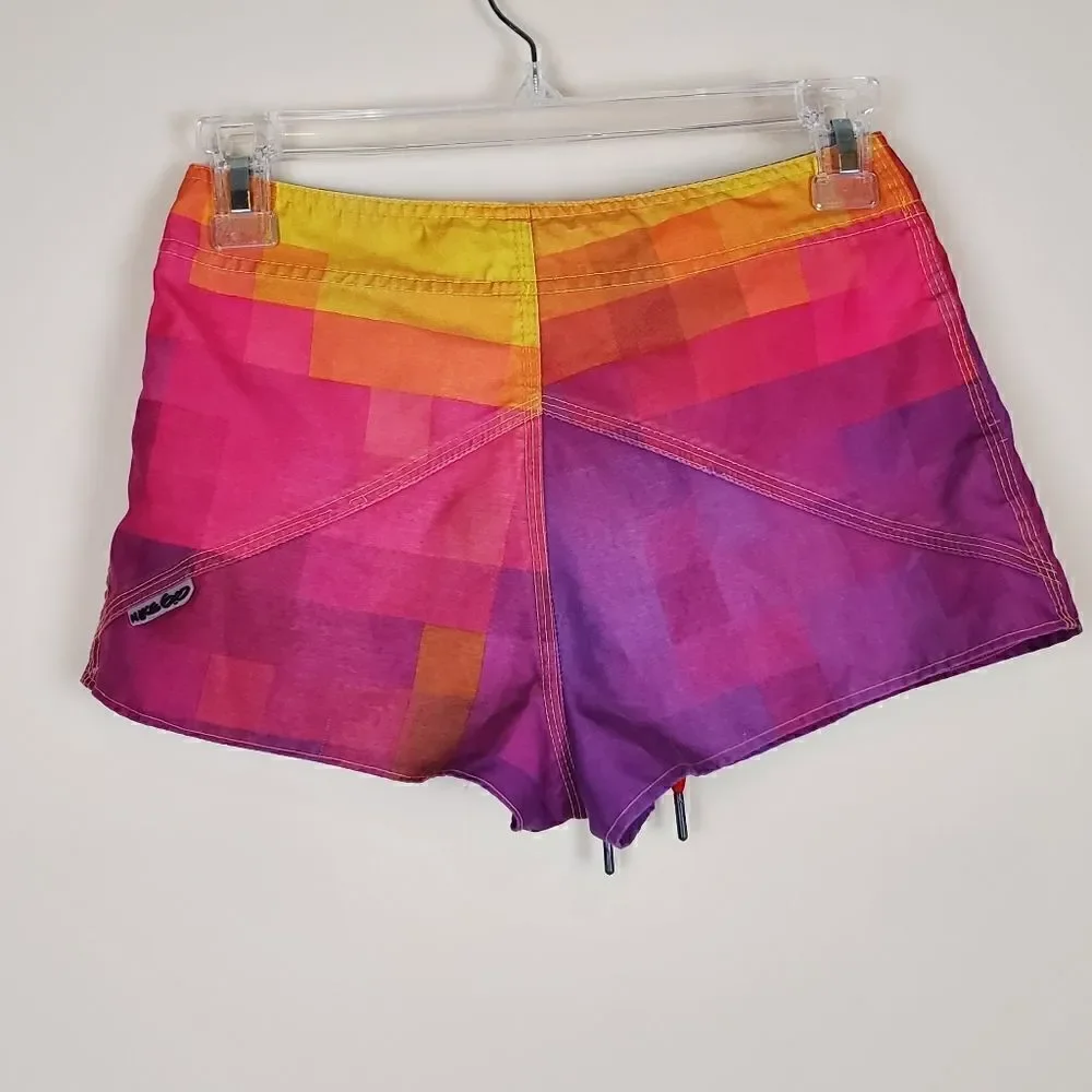 Nike shorts size